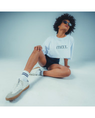 Crop Top MIEL Blanco - Colección Oficial x Bou Entertainment