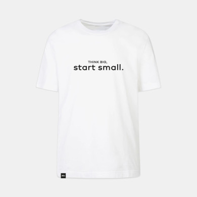 Camiseta Think Big Start Small