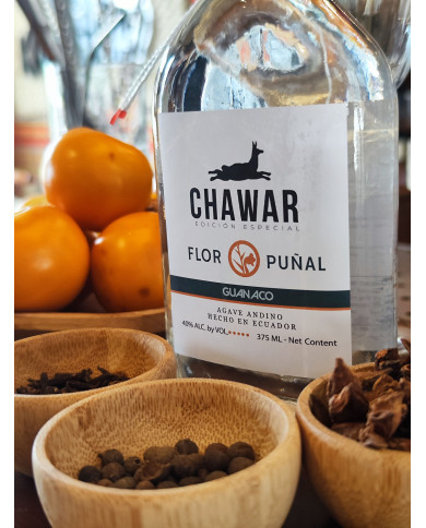 Licor Chawar "Flor y Puñal"