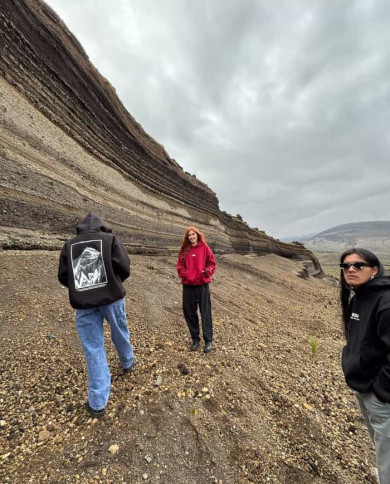 Hoodie Montaña (Negra)